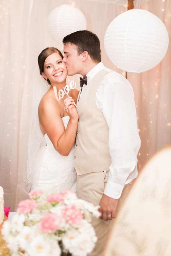 pink-and-gold-rustic-romance-wedding