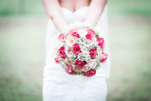 pink-and-gold-rustic-romance-wedding