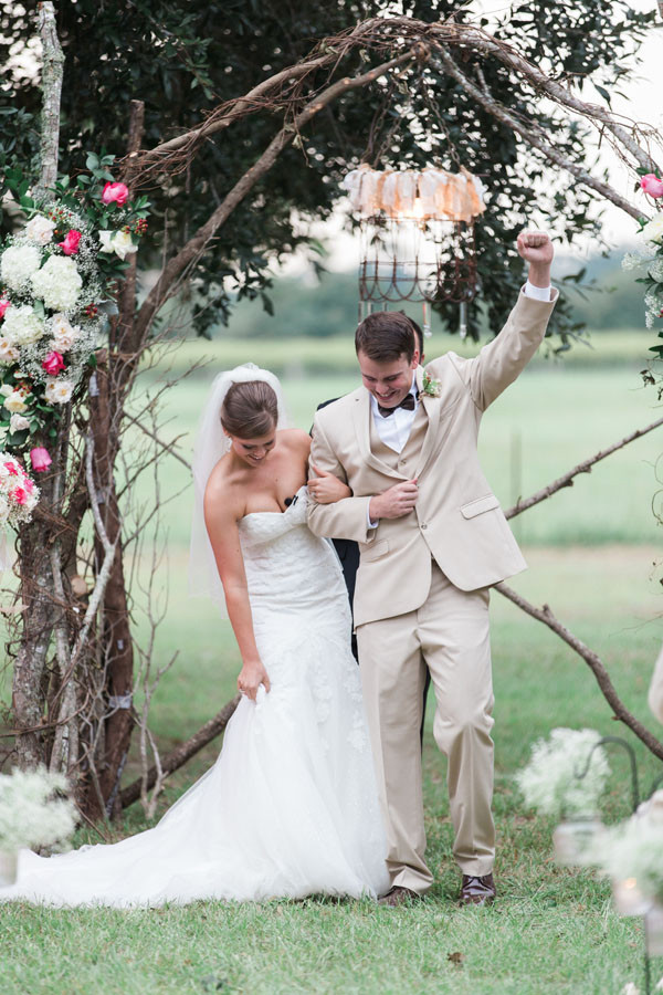 pink-and-gold-rustic-romance-wedding