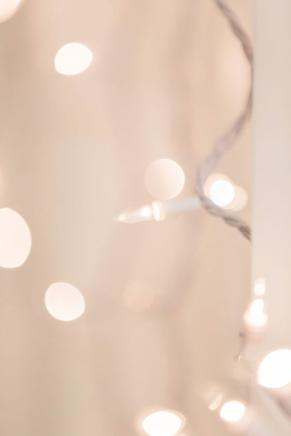 pink-and-gold-rustic-romance-wedding