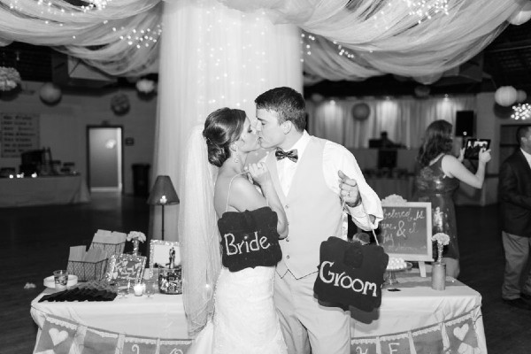 pink-and-gold-rustic-romance-wedding