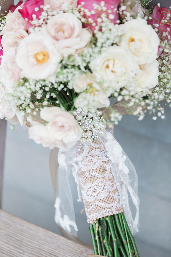 pink-and-gold-rustic-romance-wedding