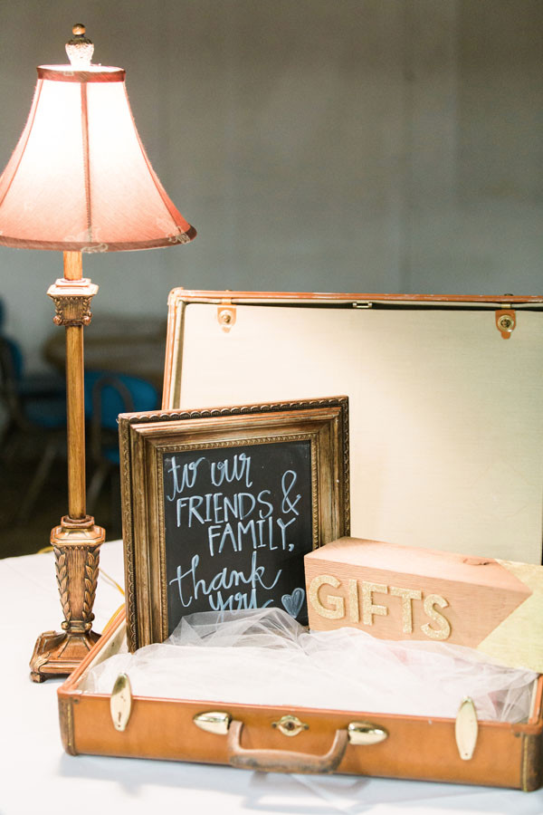 pink-and-gold-rustic-romance-wedding