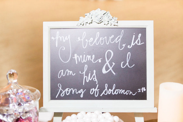 pink-and-gold-rustic-romance-wedding