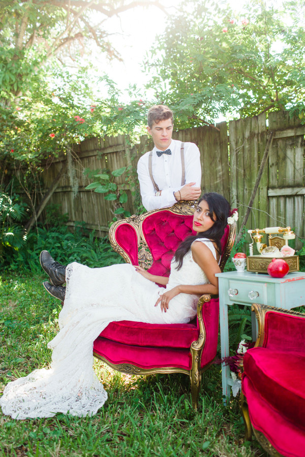 pomegranate-inspired-indie-wedding