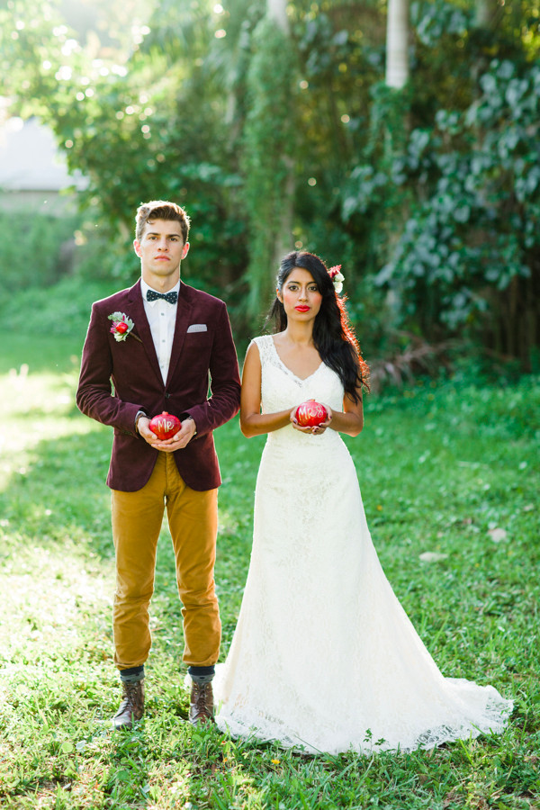 pomegranate-inspired-indie-wedding