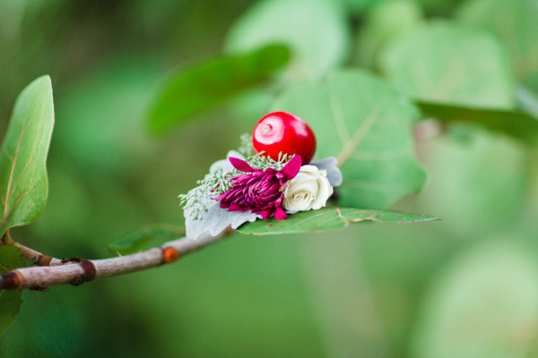pomegranate-inspired-indie-wedding