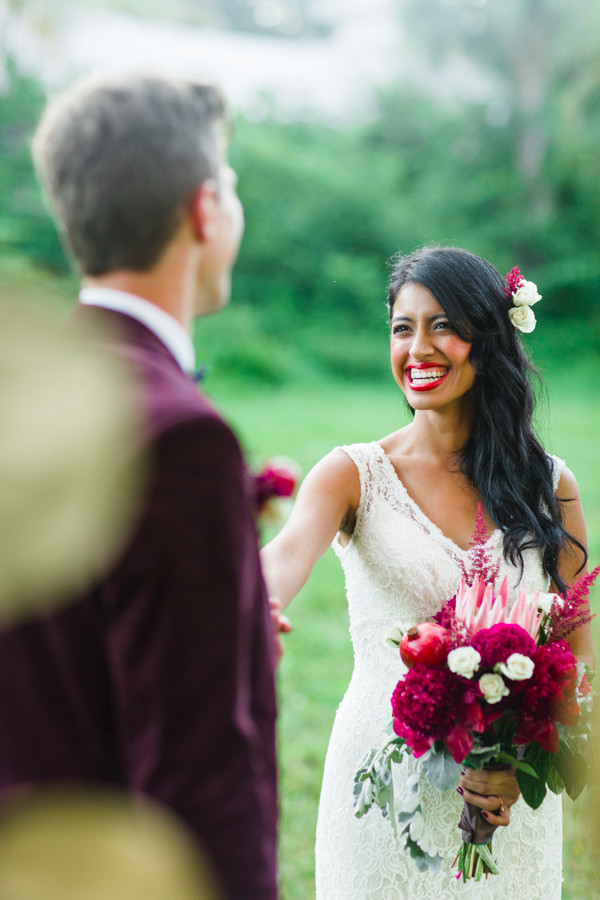 pomegranate-inspired-indie-wedding