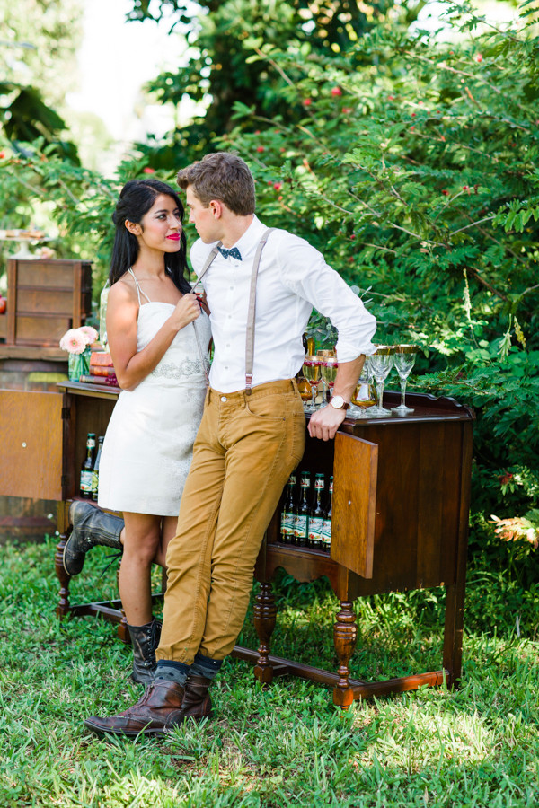 pomegranate-inspired-indie-wedding
