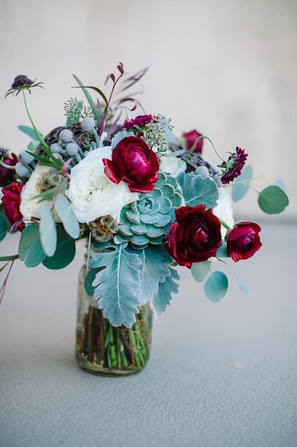 posh-purple-and-green-wedding