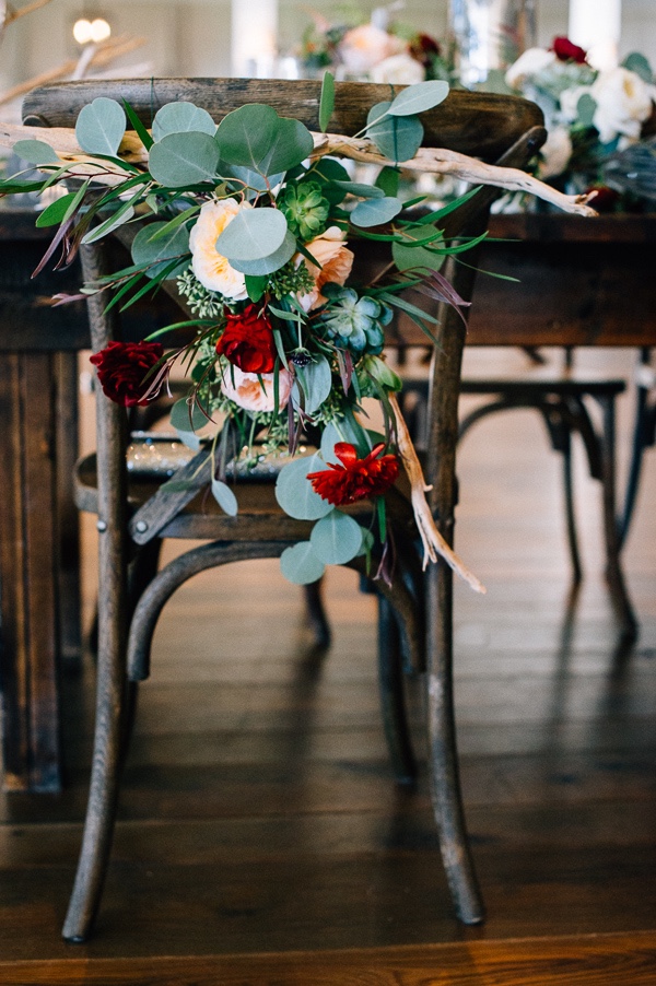 posh-purple-and-green-wedding