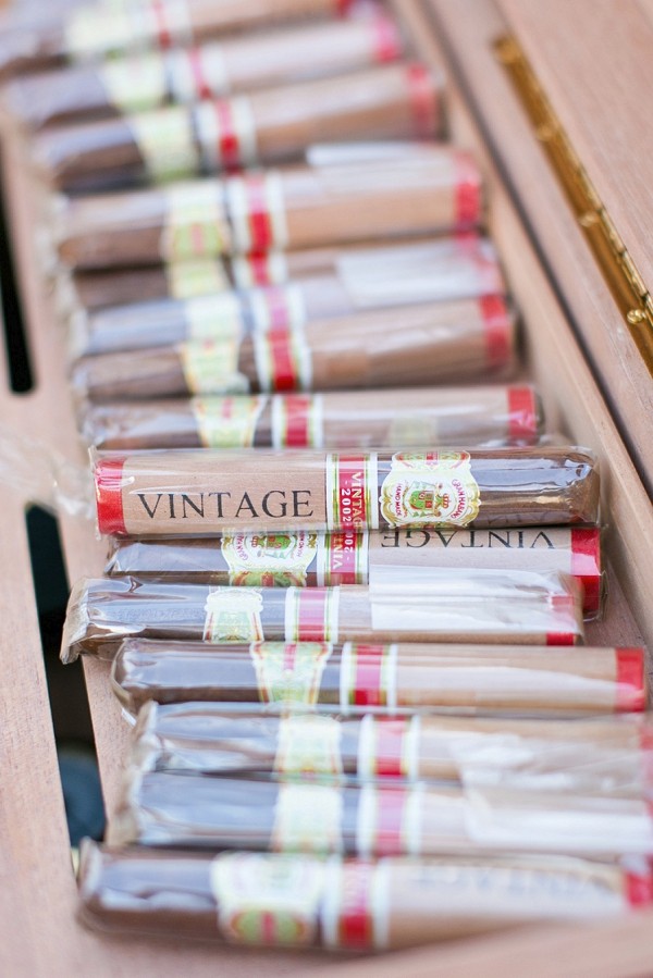 pretty-pink-and-gold-wedding-ideas