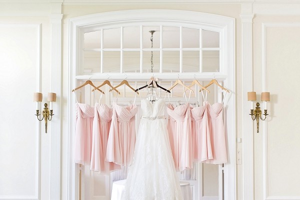 pretty-pink-and-gold-wedding-ideas