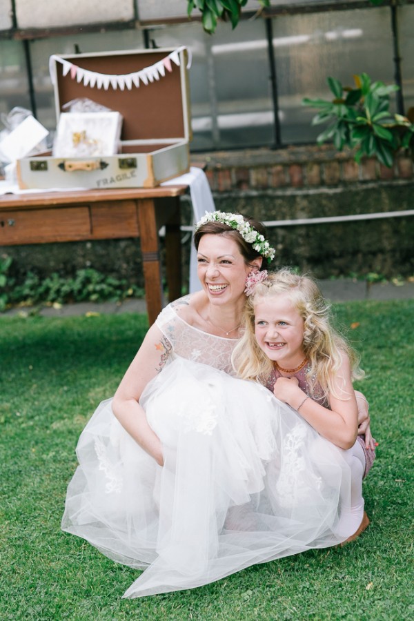puppy-love-wedding-in-germany
