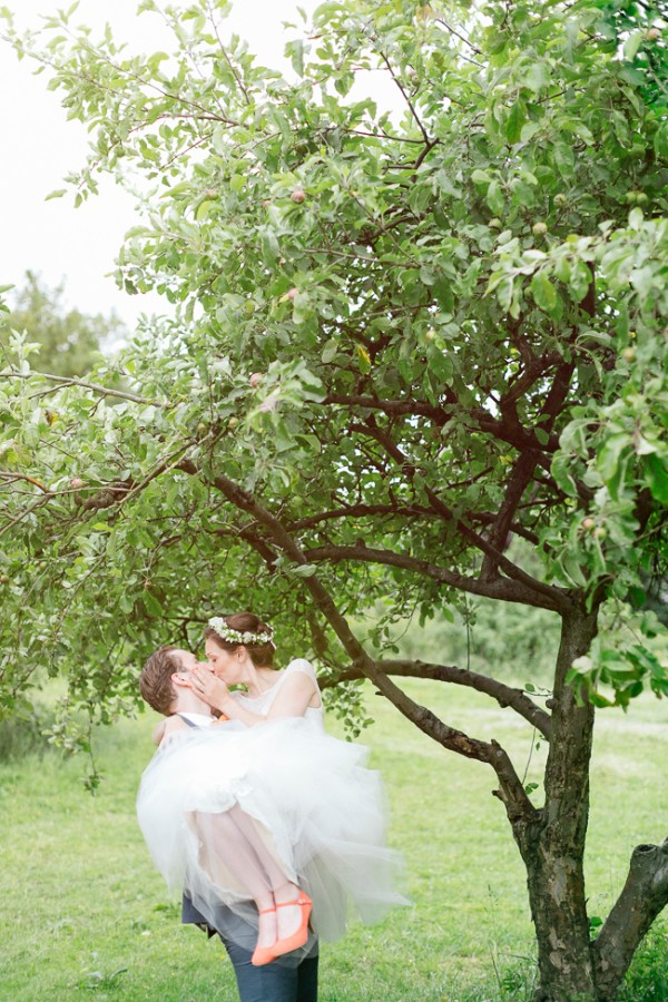 puppy-love-wedding-in-germany