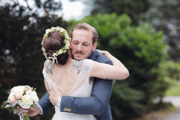 puppy-love-wedding-in-germany