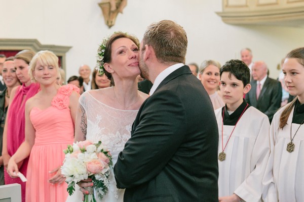 puppy-love-wedding-in-germany