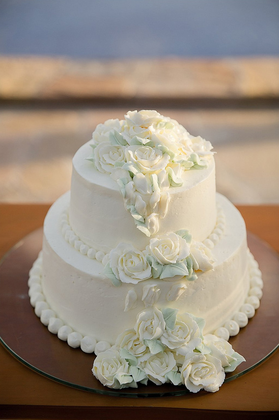 classic cake for vow renewal