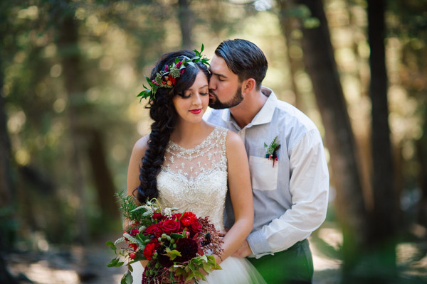 snow-white-wedding-ideas