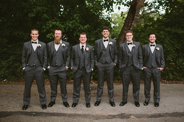 vintage-travel-themed-wedding