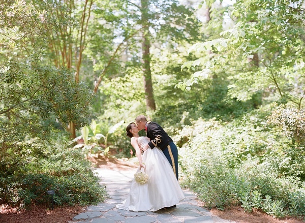 wedding-traditions-in-black-and-white