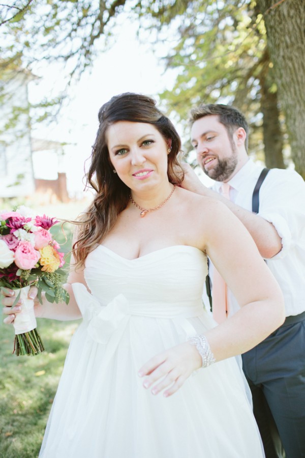 antiques-wedding-at-rubies-and-rust