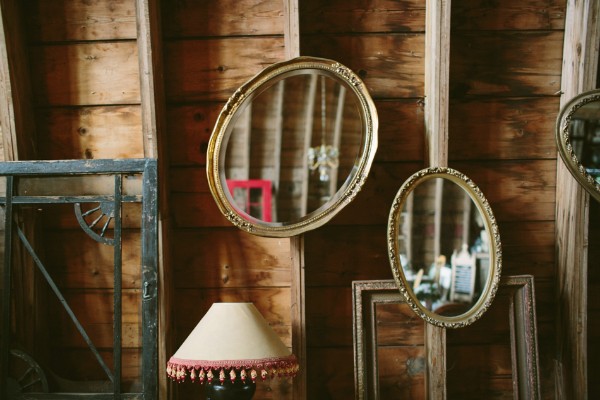 antiques-wedding-at-rubies-and-rust