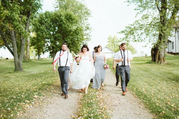 antiques-wedding-at-rubies-and-rust