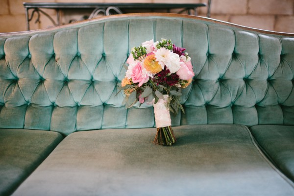 antiques-wedding-at-rubies-and-rust