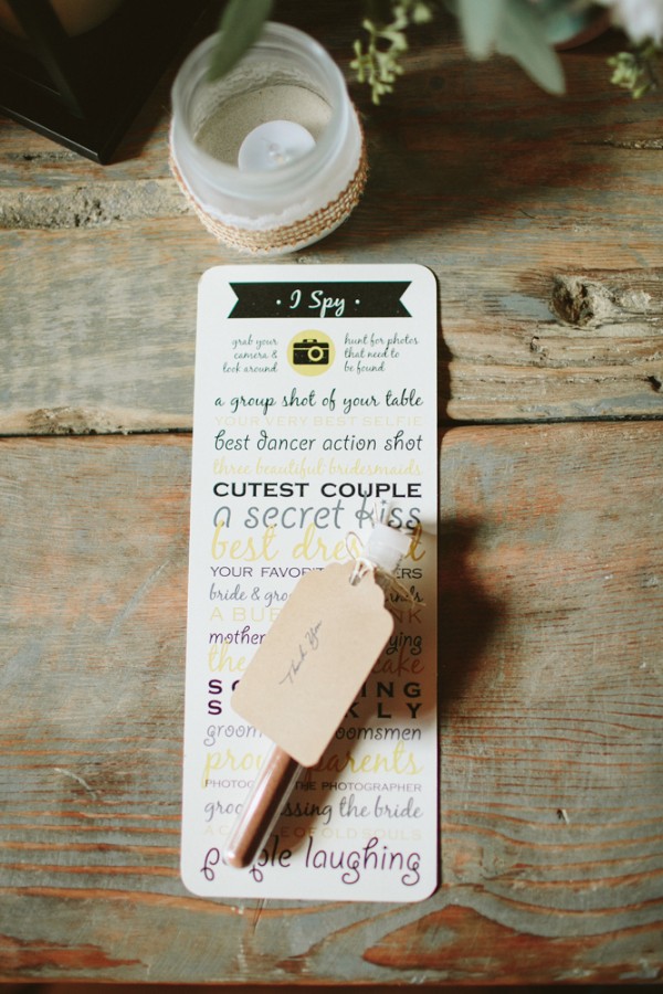 antiques-wedding-at-rubies-and-rust