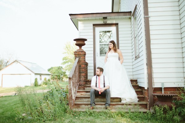 antiques-wedding-at-rubies-and-rust