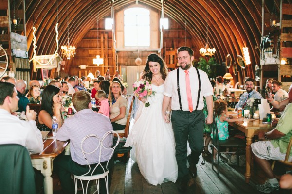 antiques-wedding-at-rubies-and-rust