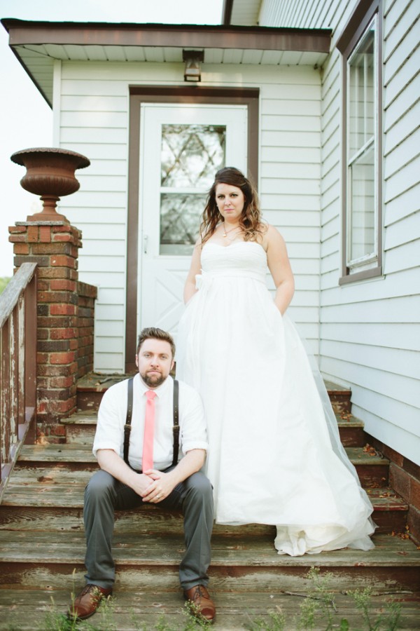 antiques-wedding-at-rubies-and-rust