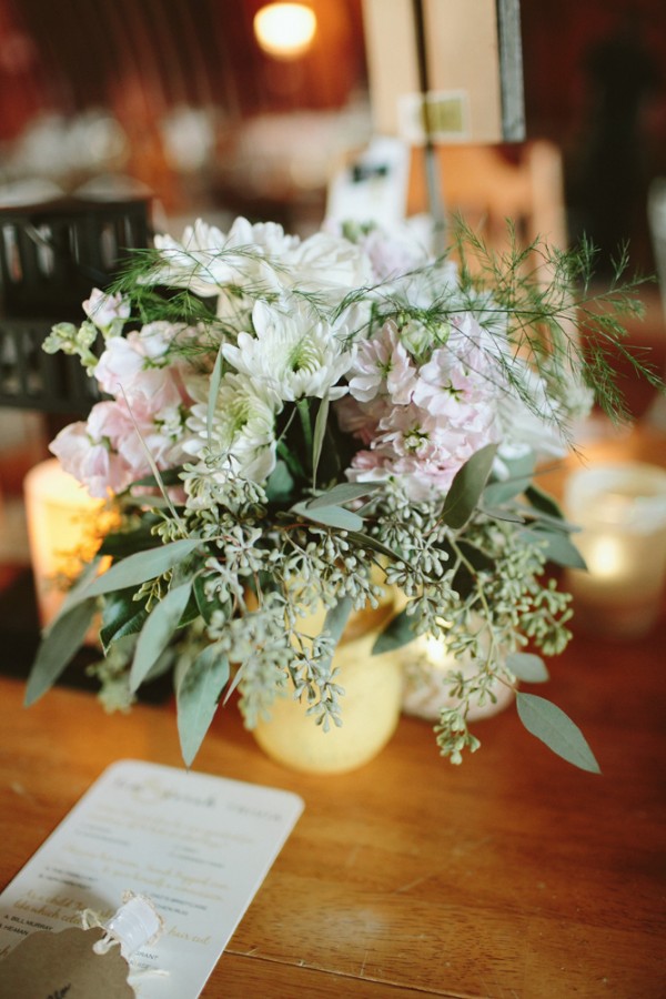 antiques-wedding-at-rubies-and-rust
