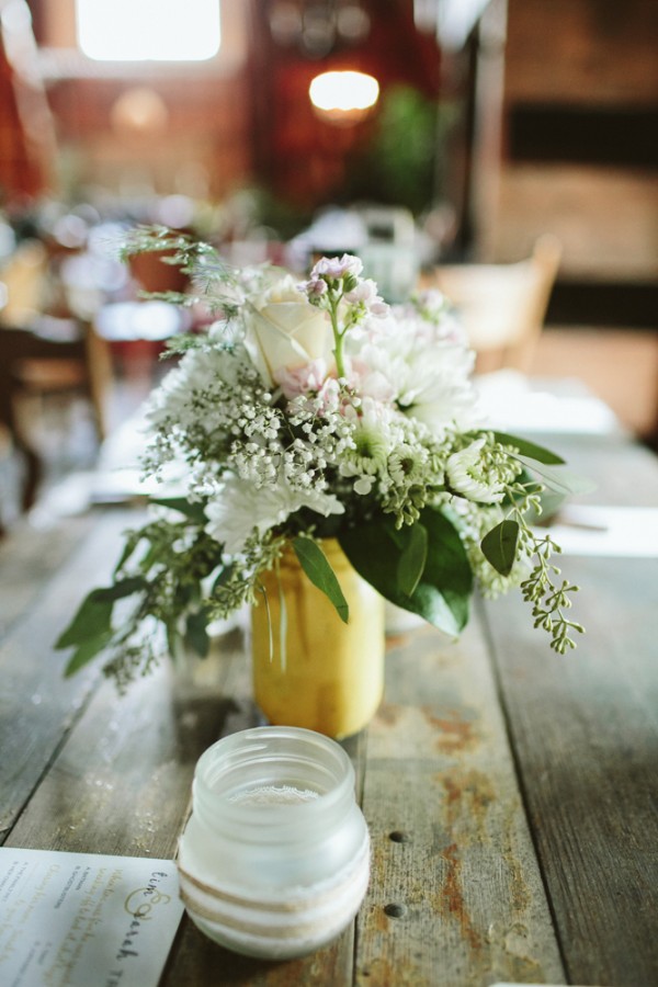 antiques-wedding-at-rubies-and-rust