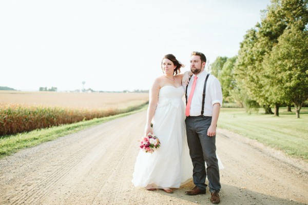 antiques-wedding-at-rubies-and-rust