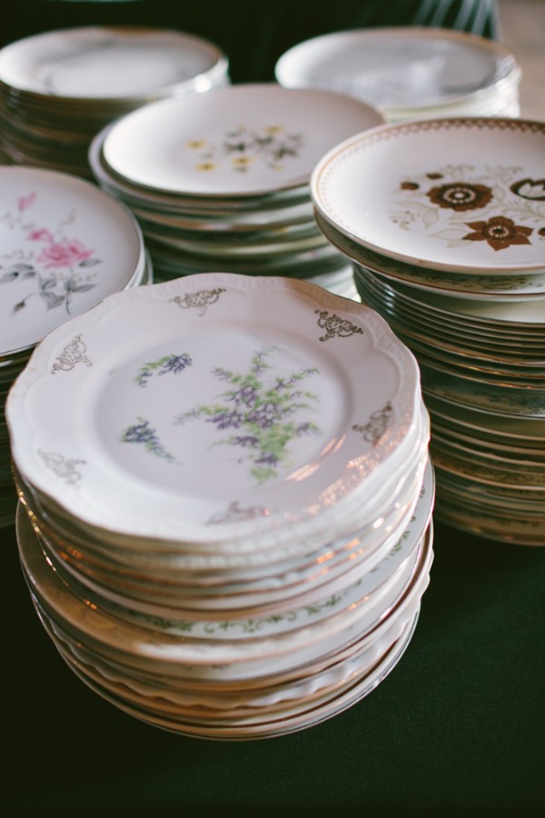 antiques-wedding-at-rubies-and-rust
