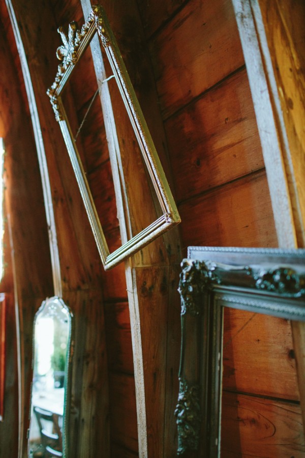 antiques-wedding-at-rubies-and-rust