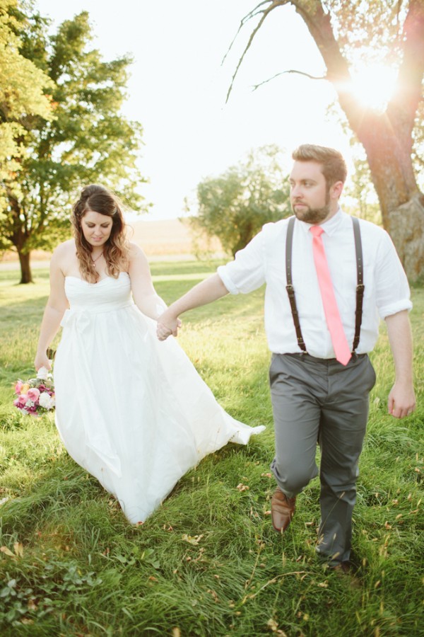 antiques-wedding-at-rubies-and-rust
