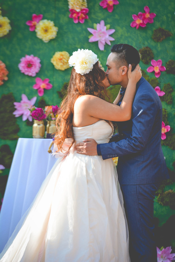 cant-get-enough-color-wedding