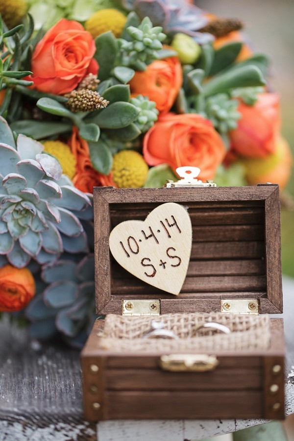 charming-rustic-fall-wedding