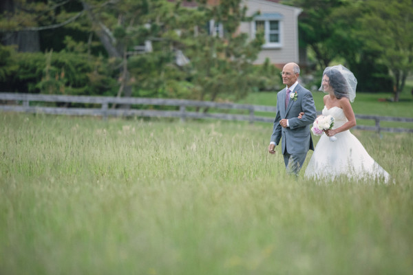 chic-family-farm-wedding