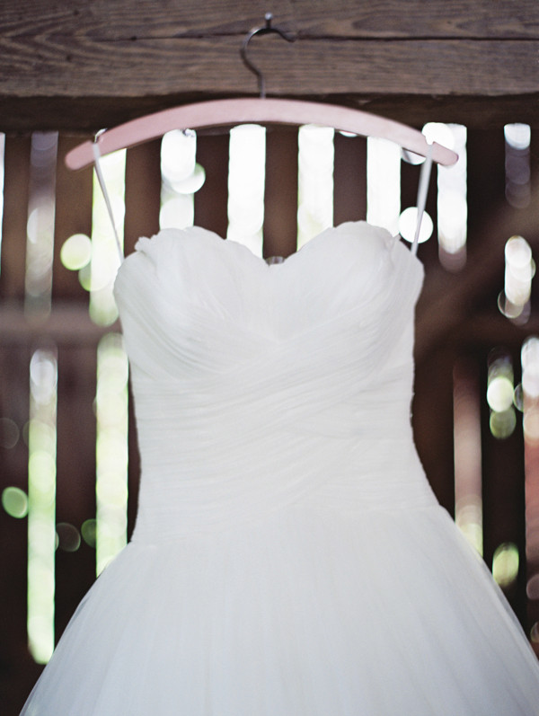 chic-family-farm-wedding