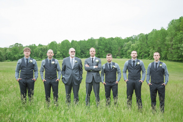 chic-family-farm-wedding