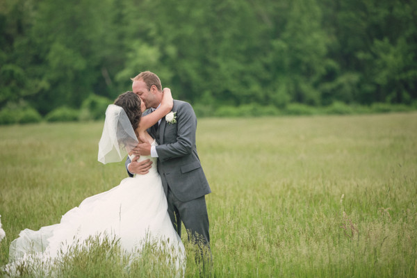 chic-family-farm-wedding