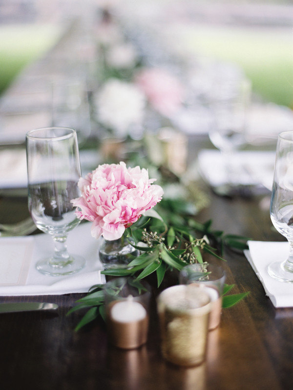 chic-family-farm-wedding