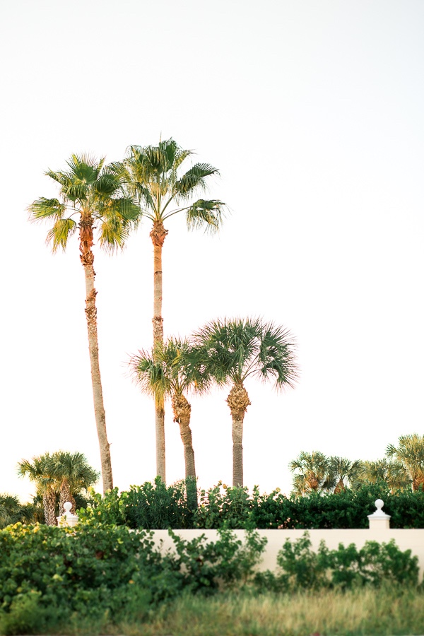 chill-out-beach-wedding