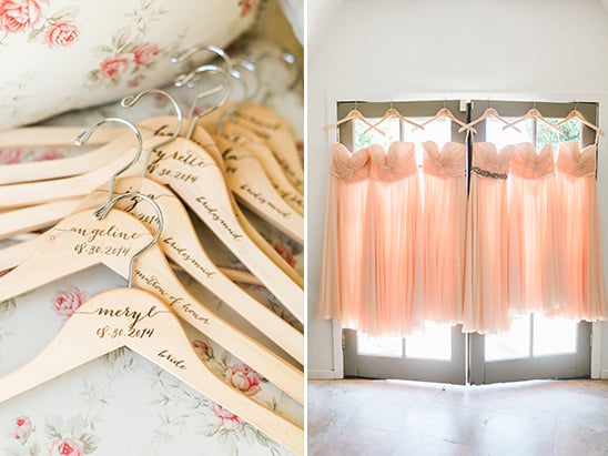personalized hangers and peach bridesmaid dresses @weddingchicks