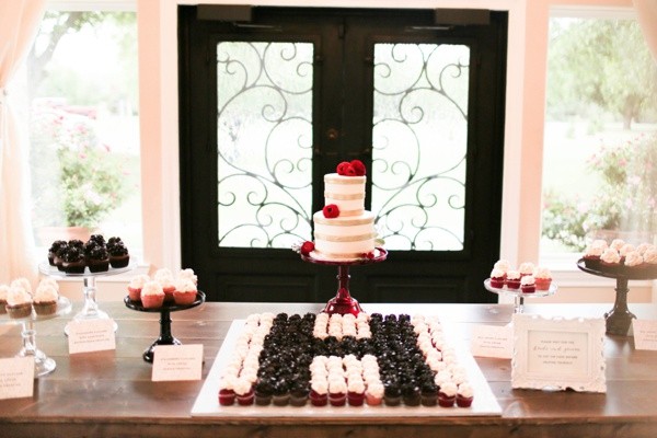 clean-and-classy-texas-wedding