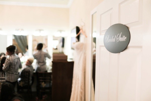 clean-and-classy-texas-wedding